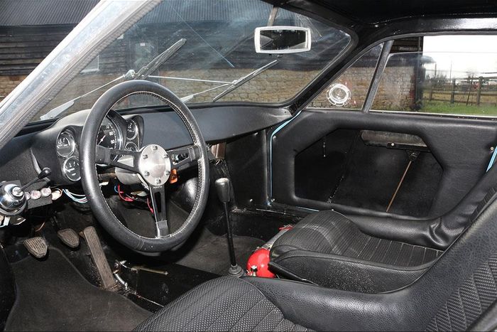 Abarth Simca 1300 Longnose Restoration - Photographs by: AMPaquete